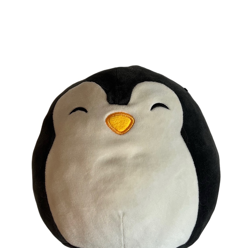 ✨2 FOR $12✨SQUISHMALLOWS Luna the Penguin